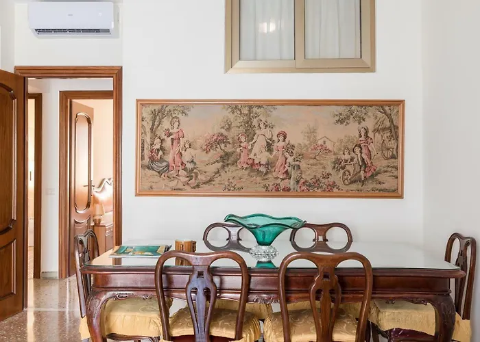 Hortis Apartment, 5 Persone, 2 Camere, Balcone, Metro C Per Il Colosseo A 10 Minuti E Tram Per Termini A 2 Minuti Apartment